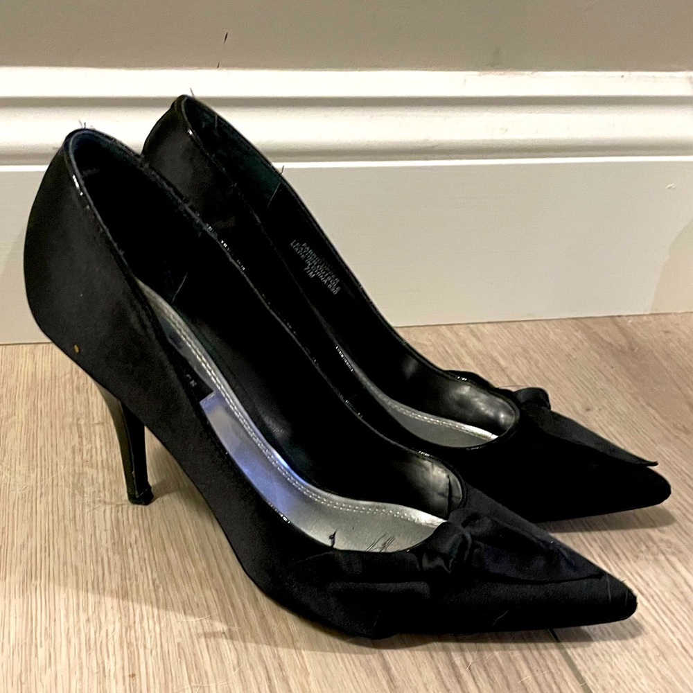 White House black market heels